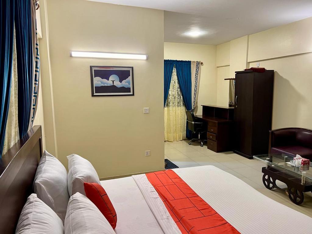 Hotel Rooms Dha Karachi Luaran gambar
